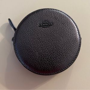 Coach round change purse. Like new